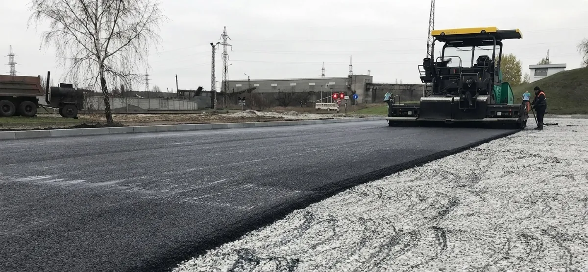 Асфальтування промислової зони Кремнчуцького району